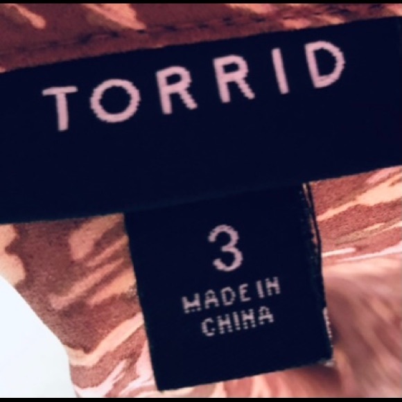 Torrid women brown pink top Aztec pattern, v back slit, sleeveless Sz 3X - Picture 9 of 14